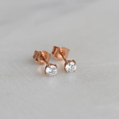 Stříbrné náušnice s výběrem karátové váhy lab-grown diamantů Roth