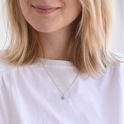 Zlatý přívěsek s cabochon tyrkysem Azalea