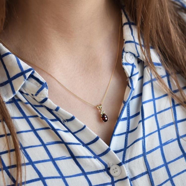 Náhrdelník s granátem 39941