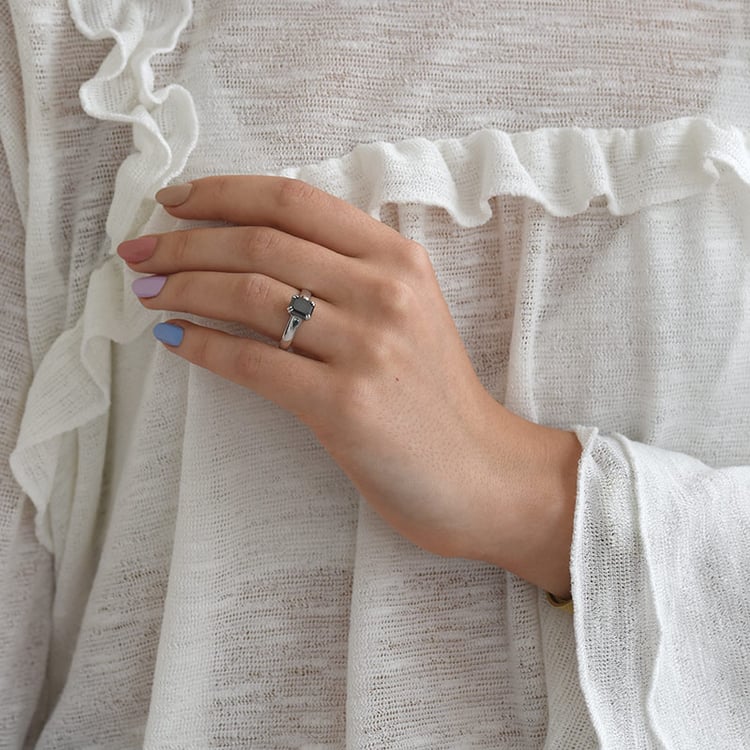 Zlatý diamantový prsten 69647