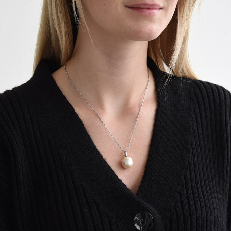 přívěsek ze stříbra 83693