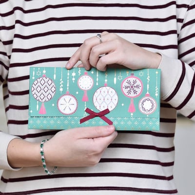 Náramek se smaragdy