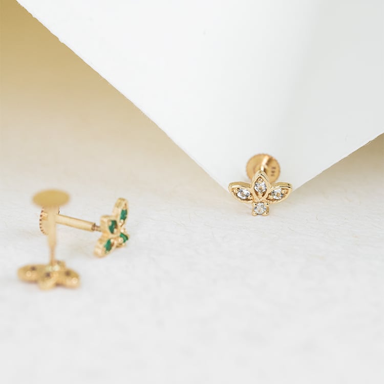 Zlatá piercing náušnice s nebesky modrými topazy Amina 123035