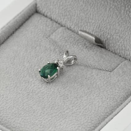 Smaragdový zlatý přívěsek s diamanty Tamatha