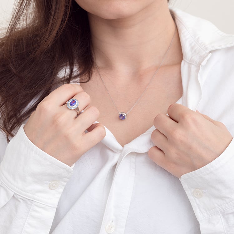 Tanzanitový náhrdelník s diamanty Naara 129219