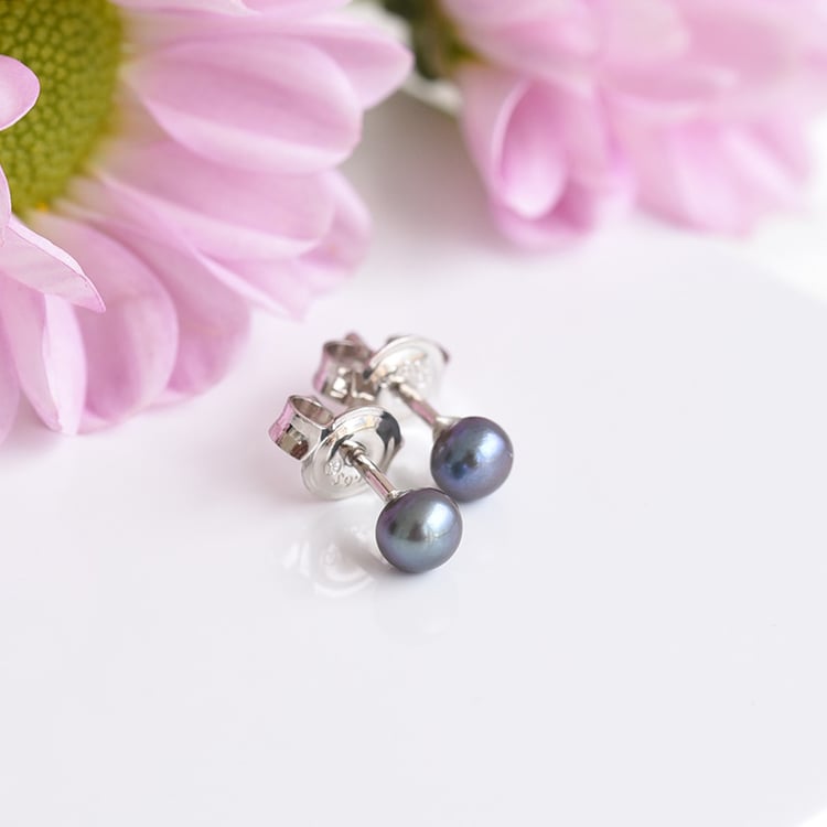 Minimalistické náušnice s černými perlami ze stříbra 83231