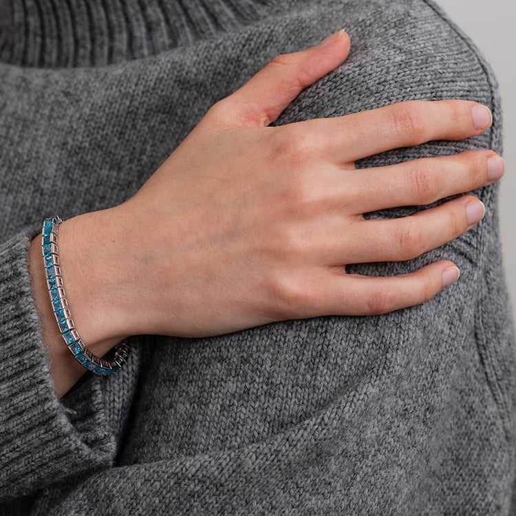 Stříbrný náramek s 16.75ct ledově modrými topazy Andela 133325