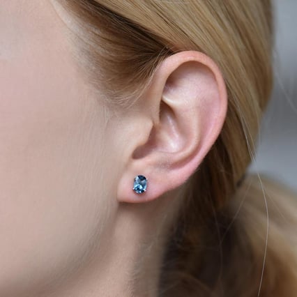 Oválné topazy ve zlatých náušnicích Qati