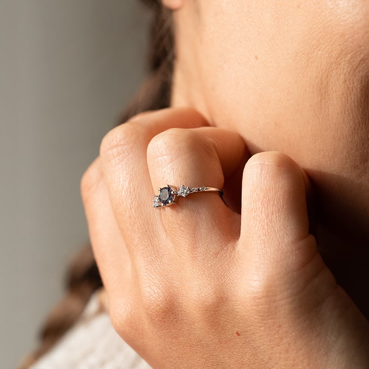 Zásnubní prsten s lab-grown alexandritem a diamanty Willa 146051