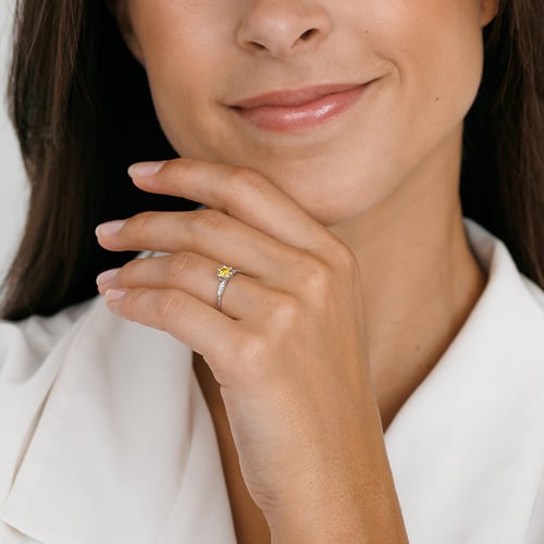 Zásnubní prsten ze zlata s 0.36ct IGI certifikovaným lab-grown diamantem Mileva