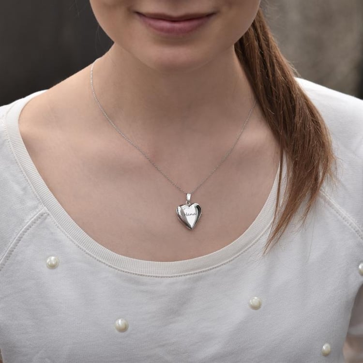 Zlatý medailon ve tvaru srdce s gravírem dle vaší volby 42510