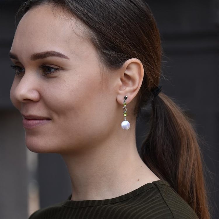 Náušnice s perlami a peridoty 25076