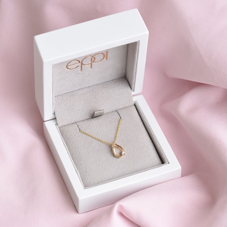 Zlatá kapka na řetízku s diamantem 64443