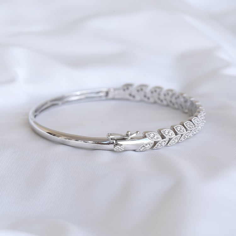 Stříbrný náramek s třpytivými lab-grown diamanty Ettore 108019