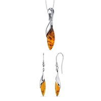 Kolekce šperků ze stříbra s medovými jantary Stine