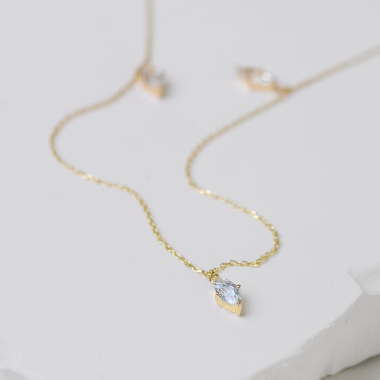 Zlatý náhrdelník s bílým topazem Rosalva 164108