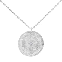 Stříbrný personalizovaný přívěsek s drahokamem a písmenem Larry