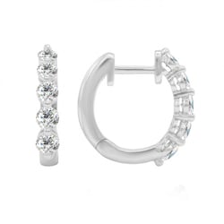 Kruhové náušnice zdobené diamanty Chay