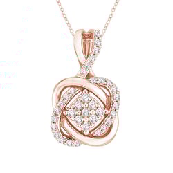 Proplétaný diamantový přívěsek Beavis