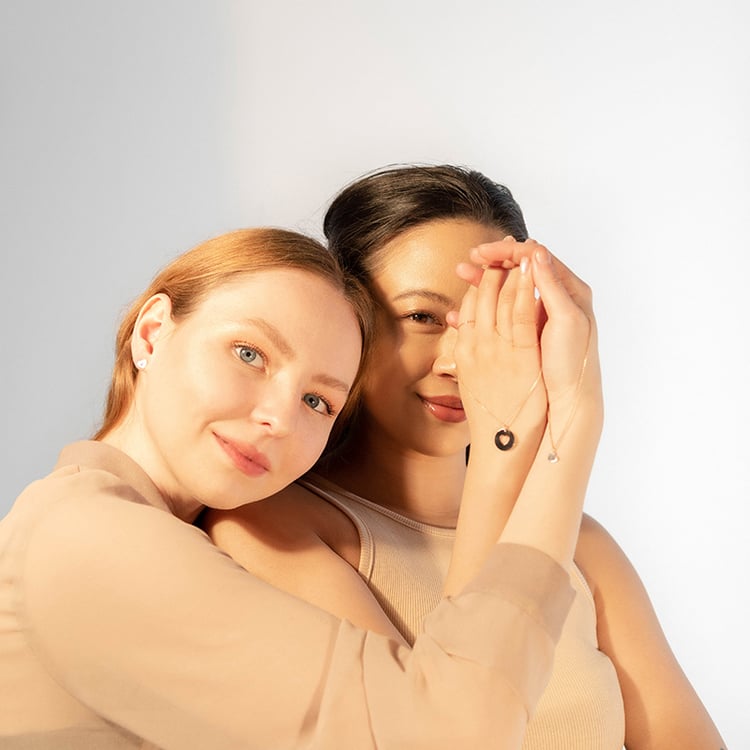 Set náhrdelníků ve tvaru srdce pro dva Elly 99713