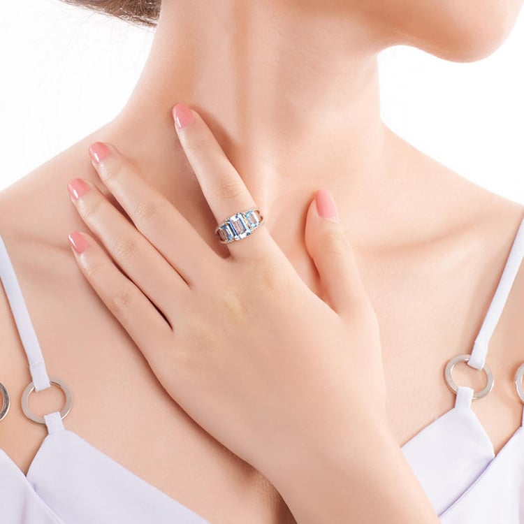 Prsten s topazy 16840