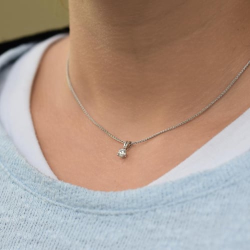 Platinový přívěsek s diamantem Jadell