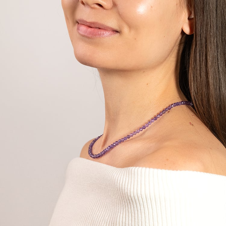 Stříbrný náhrdelník s ametystovými korálky Dule 149958