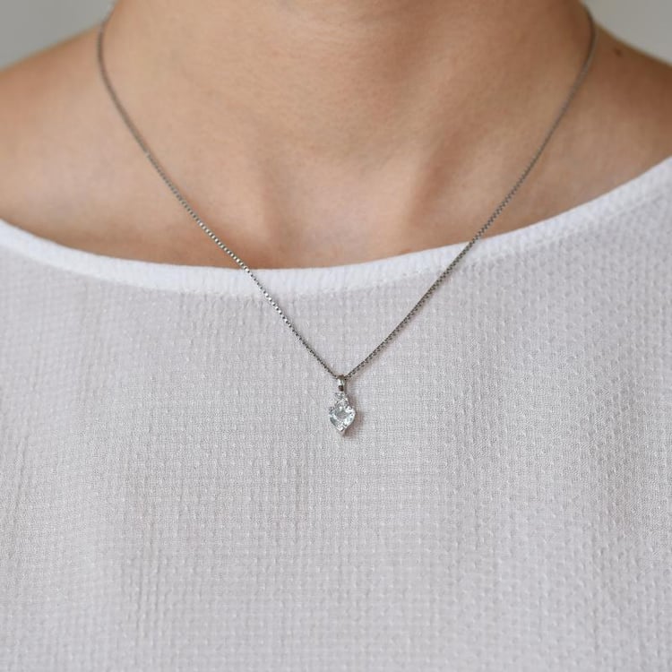 Srdíčkový náhrdelník 22605