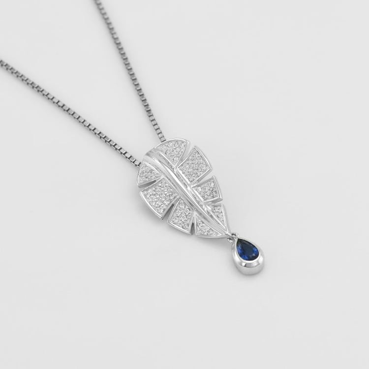 Přívěsek se safírem 50047