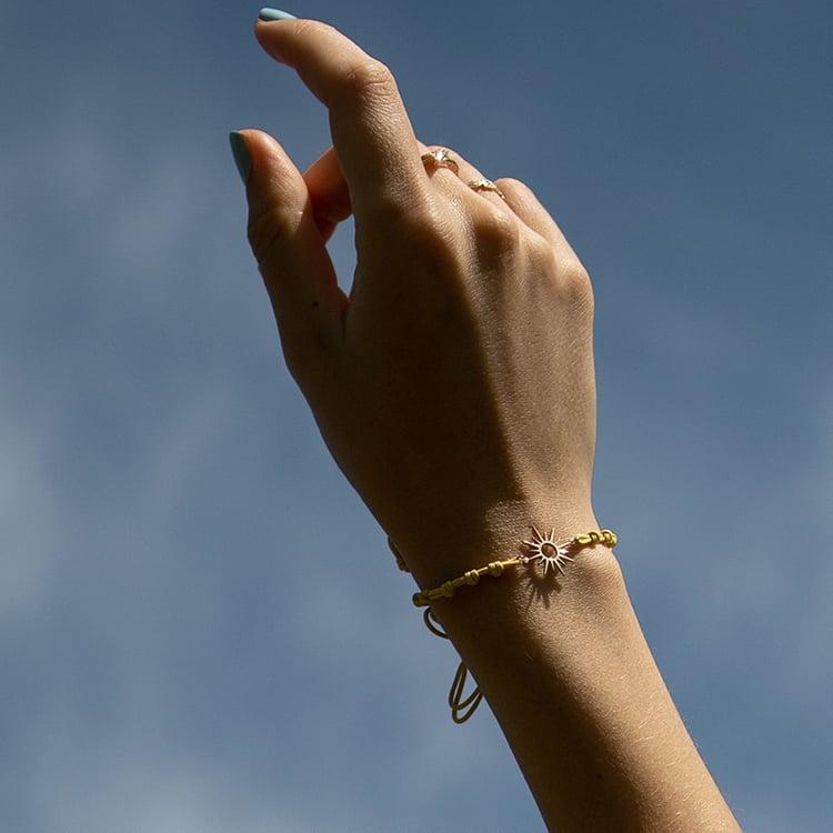 Šňůrkový náramek se sluncem Sun 108805