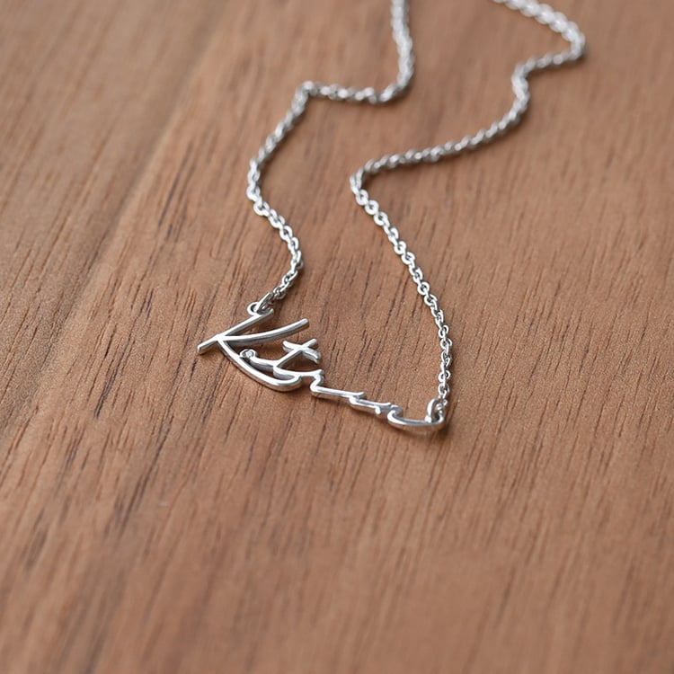 Zlatý náhrdelník se jménem Katrin 70863