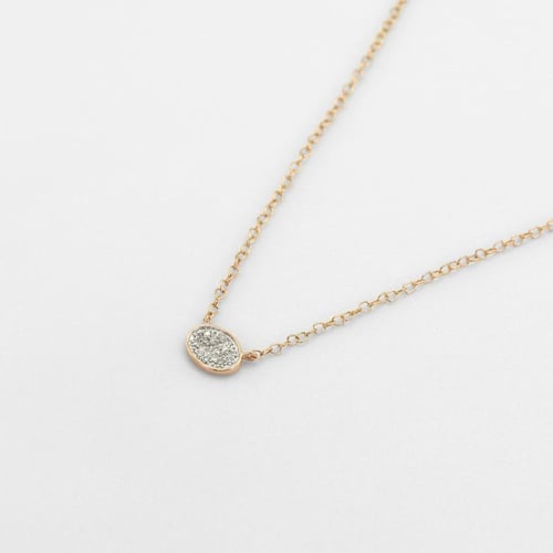 Oválný minimalistický náhrdelník s diamanty Vonnie