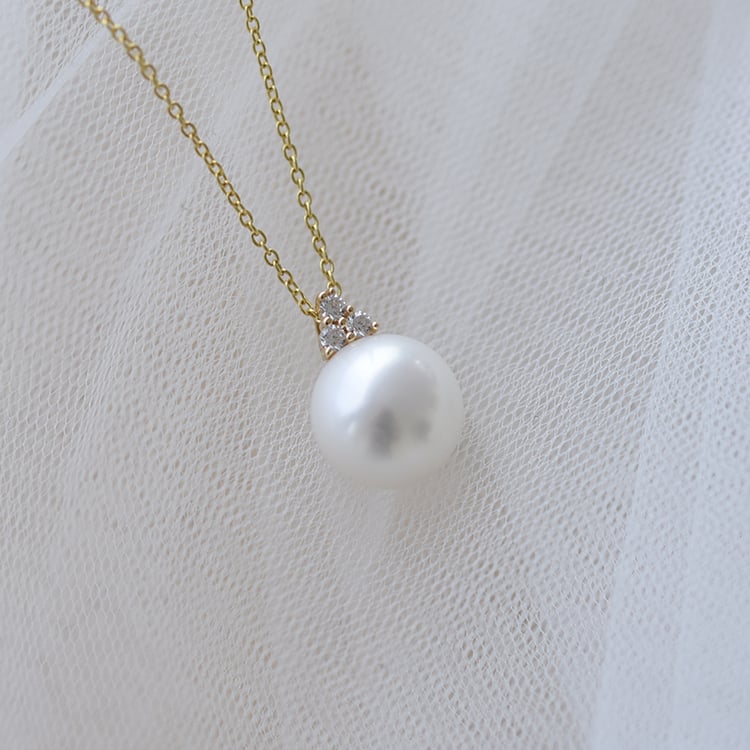 Zlatý přívěsek s perlou a zirkony 61502