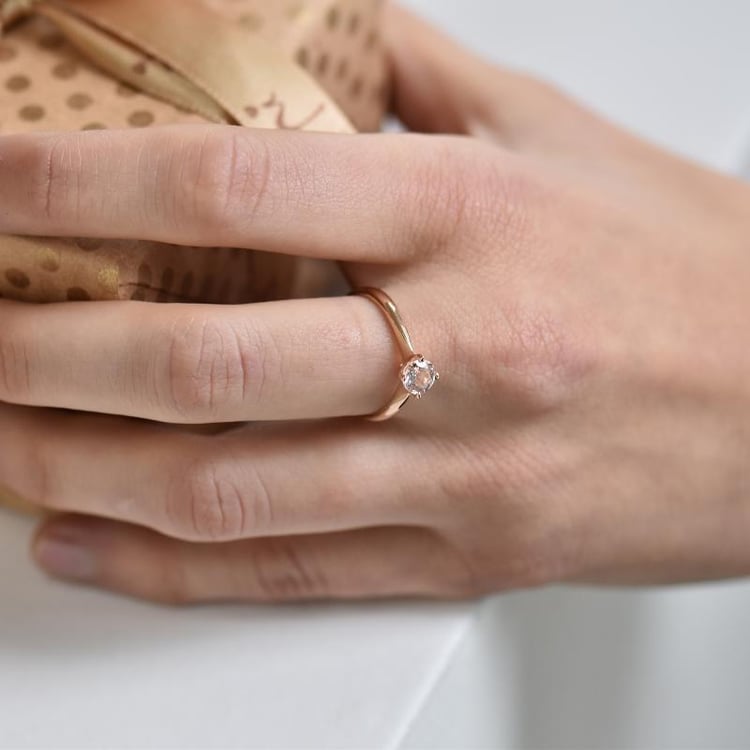 Morganitový prsten 27776