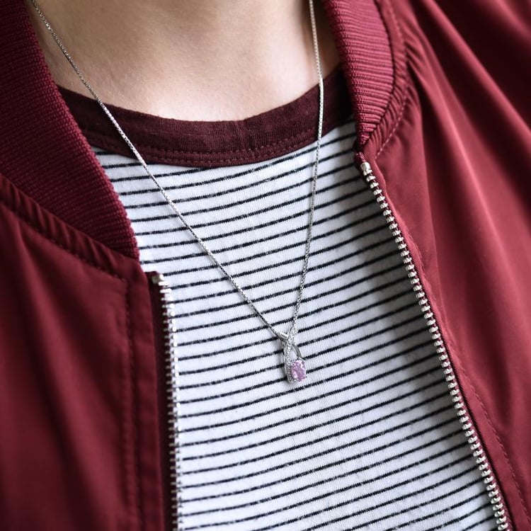 Náhrdelník se safírem 39848