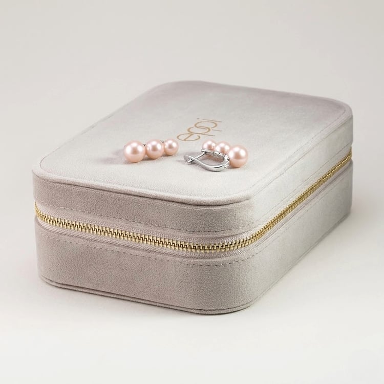 Stříbrné visací náušnice se třemi broskvovými perlami Arielle 166380