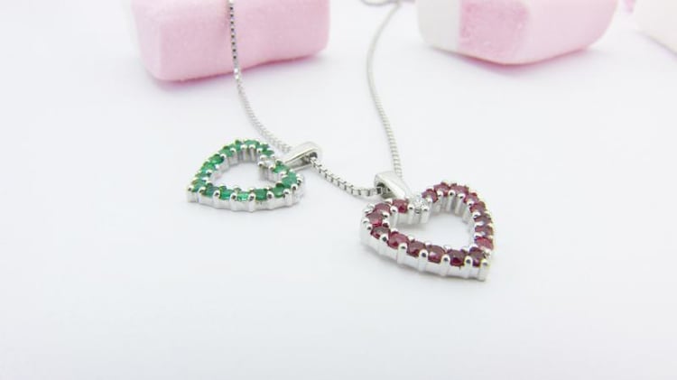 Zlaté smaragdové srdíčko Marybelle 8318