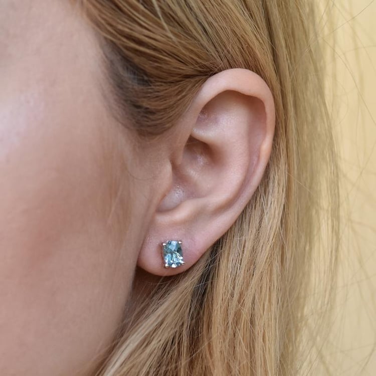 Stříbrné pecičky s oválnými topazy 14152