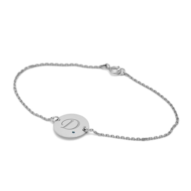 Náramek s písmenem