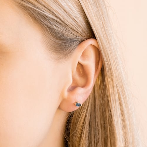 Minimalistické stříbrné náušnice s topazy Andine