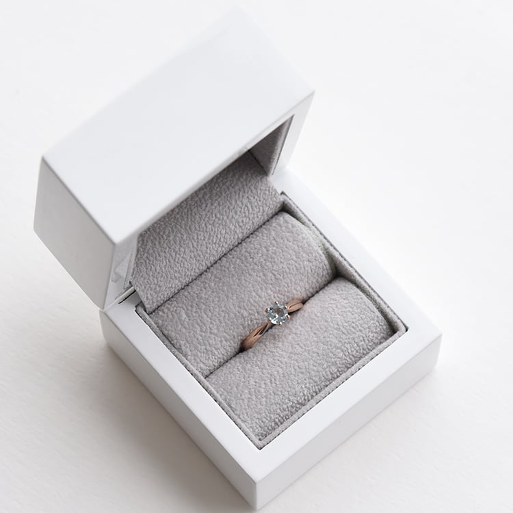 Zlatý prsten s diamantem Iravan 73798