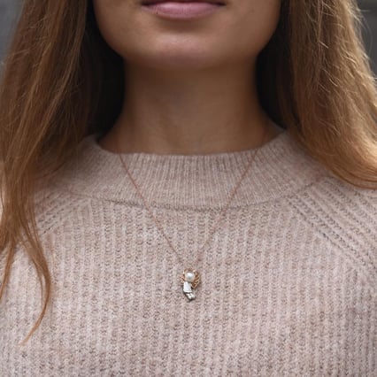 Anděl s perlou a diamanty Angel