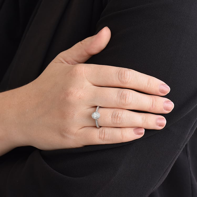 Halo prsten s diamanty 85729