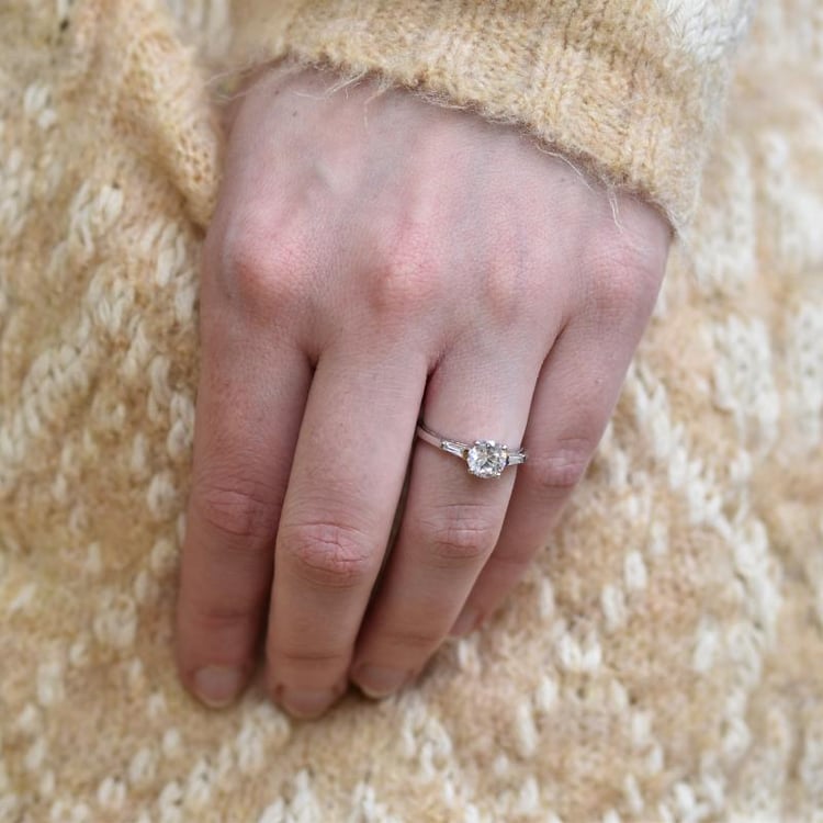 Platinový zásnubní prsten 28961