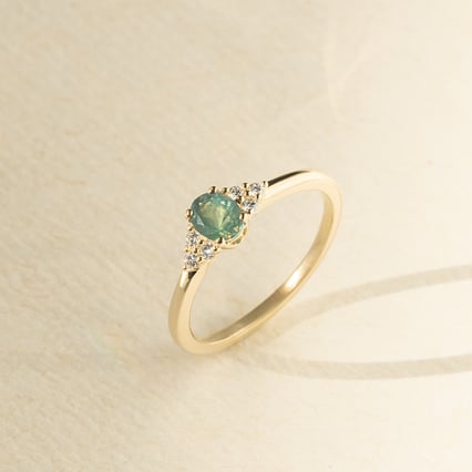 Zásnubní prsten s přírodním alexandritem a diamanty Sheldo