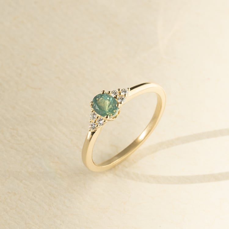 Zásnubní prsten s přírodním alexandritem a diamanty Sheldo 139006