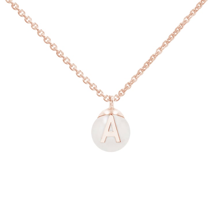 Přívěsek s perlou a písmenem Louie 111681