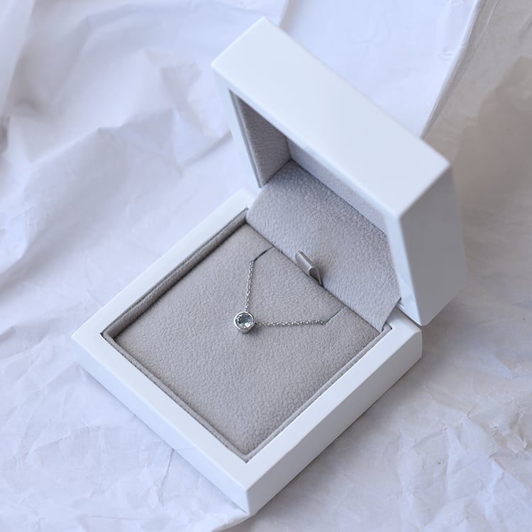 Platinový akvamarínový náhrdelník 71383