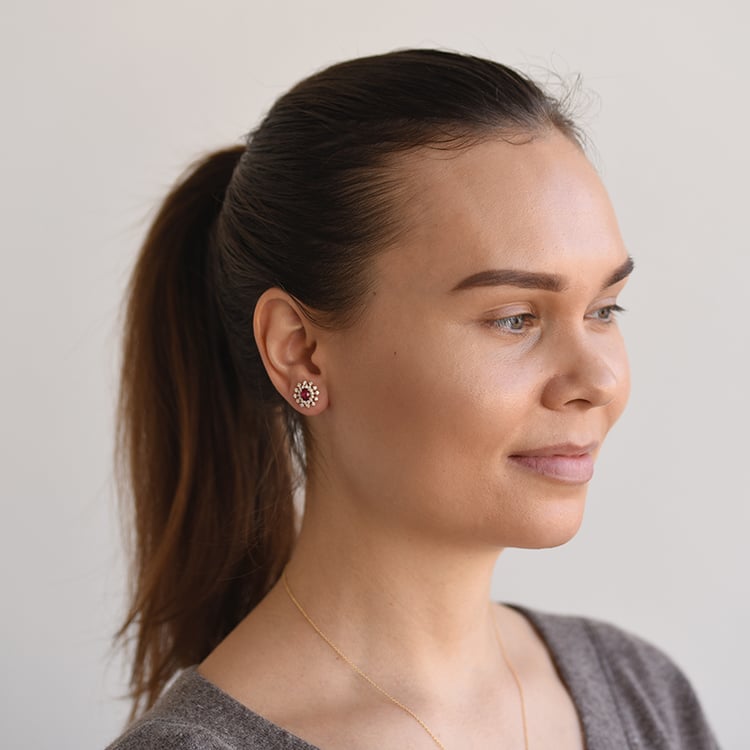 Náušnice s oválnými rubíny 58731