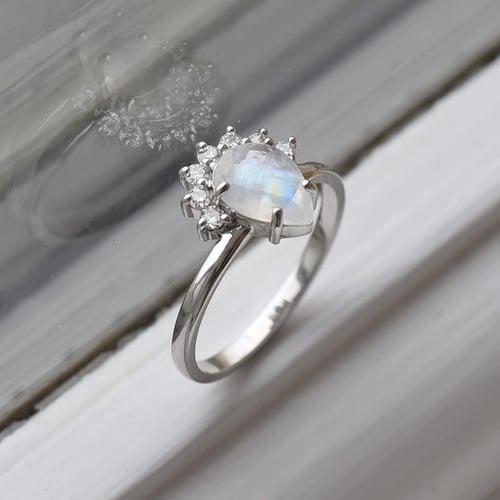 Zásnubní prsten s měsíčním kamenem a diamanty Namir